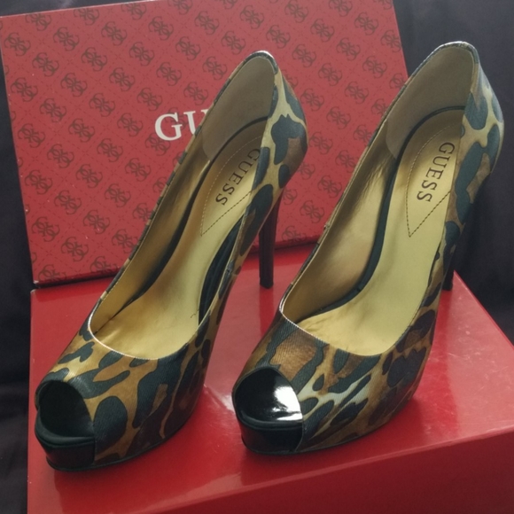 Shoes - Picture 1 of 5